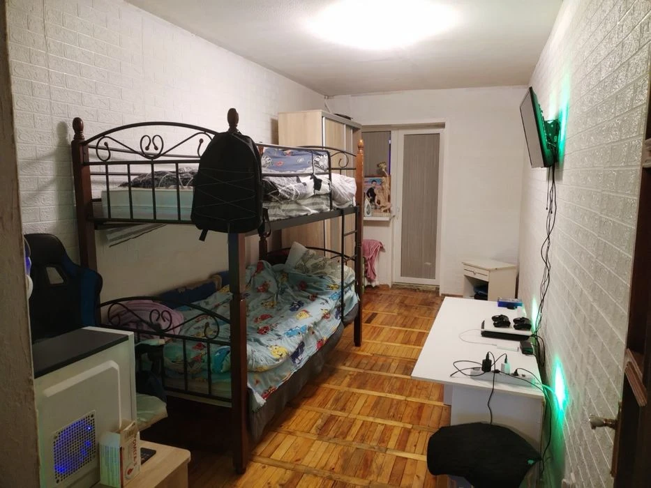 Продаж 3-кімн кв по вул Пархоменка