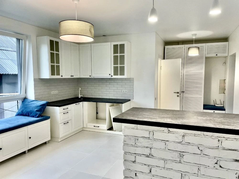 Apartment with new renovation