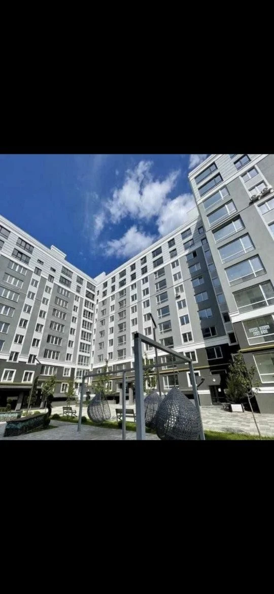 Продається двокімнатна квартира в ЖК "Іділіка"