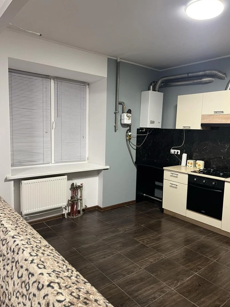Apartment for sale, renovated, Bucha, Postanova, certificate