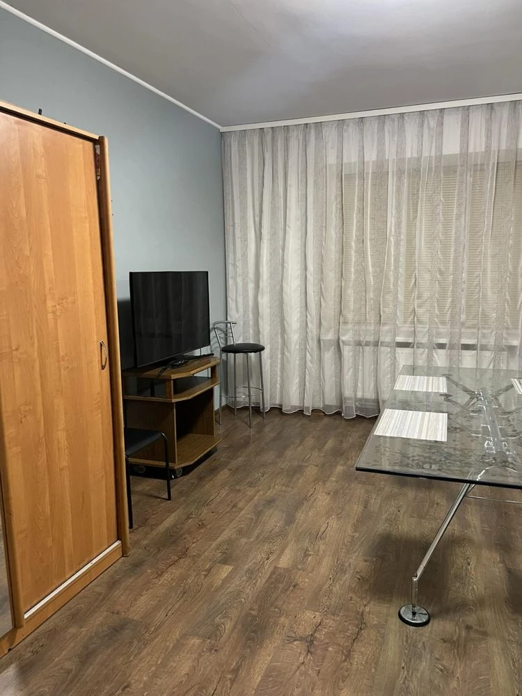 Apartment for sale, renovated, Bucha, Postanova, certificate