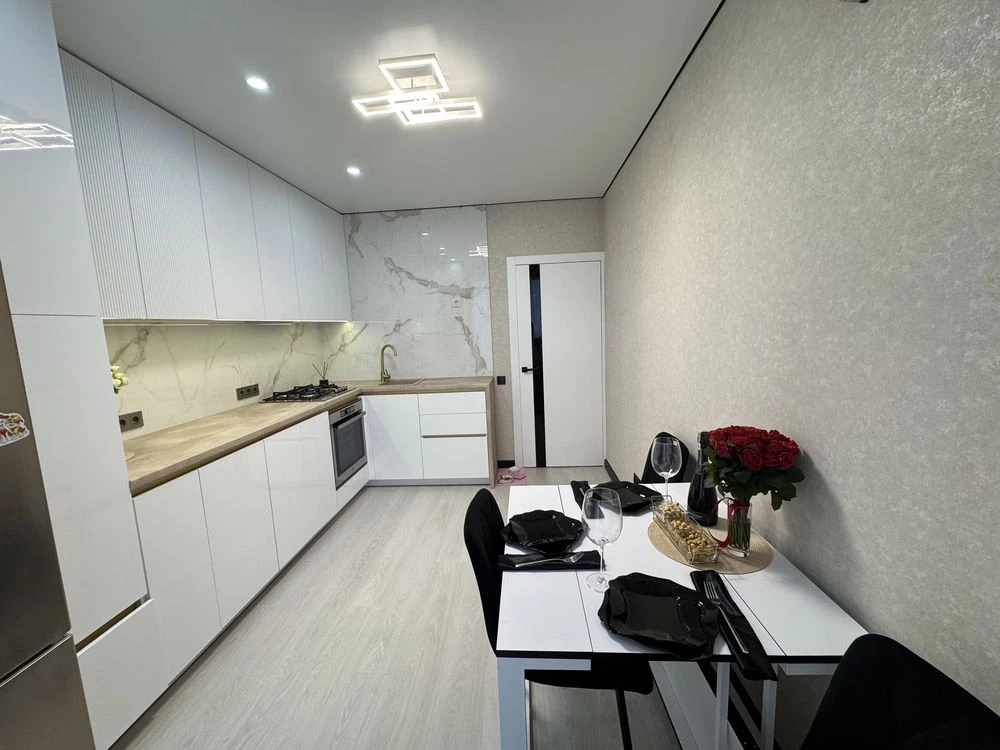 COMMISSION-FREE! Sale of a cozy 2-room apartment! In Idilica Avenue residential complex.