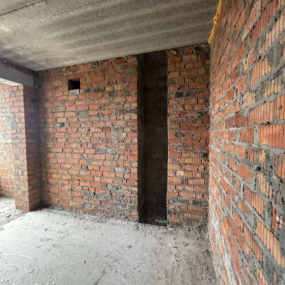 Limited Offer: One-Bedroom Apartment