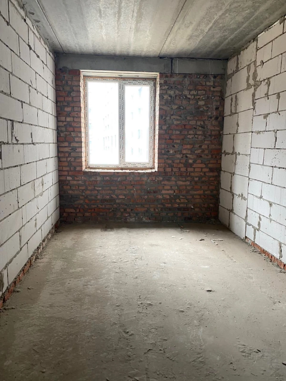 Three-room apartment at the price of a two-room apartment!! Call