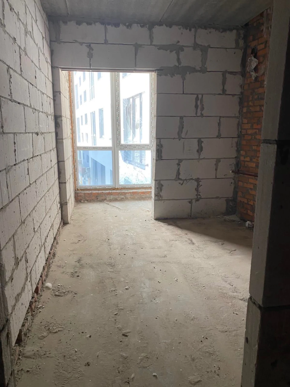 Three-room apartment at the price of a two-room apartment!! Call