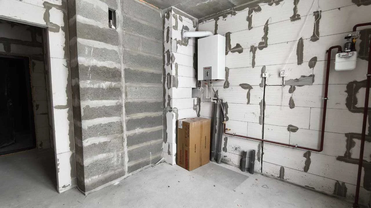1 bedroom apartment in a completed building. CERTIFICATE/RESOLUTION