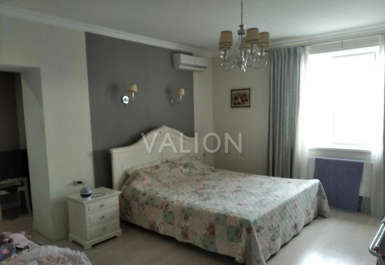 For Sale: 2-bedroom apartment, 83 sq.m., Bucha, Nove Shose, 14, Renovated