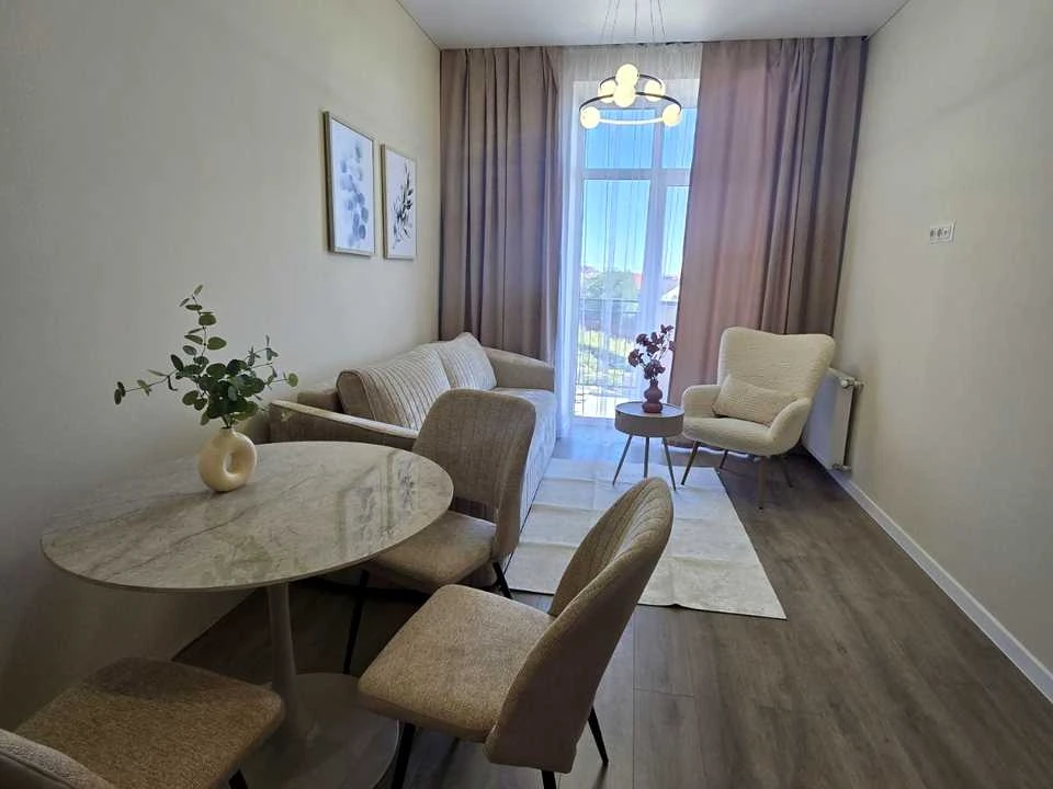 Квартира. Ужгород, Капушанська вул., (Будинок А02)