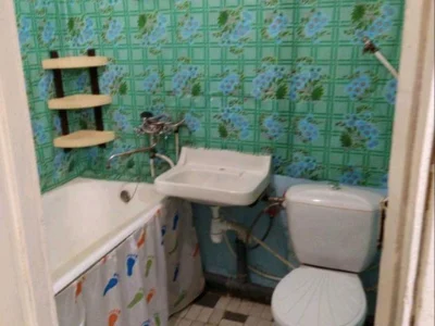 Apartment. Kharkiv, Dziuby Avenue.