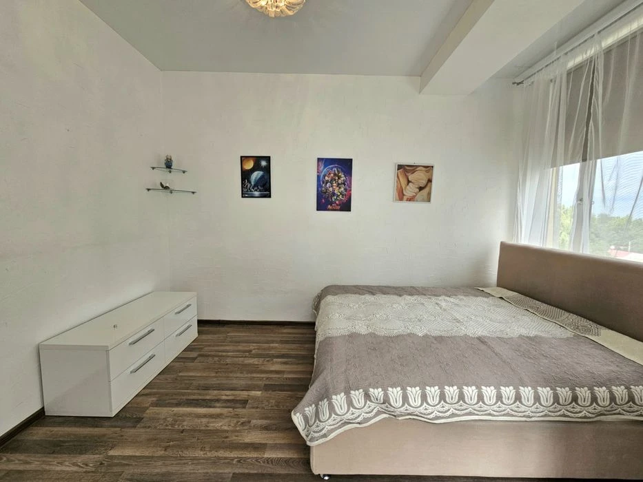 For sale 3-room apartment with renovation in the clubhouse, N st.