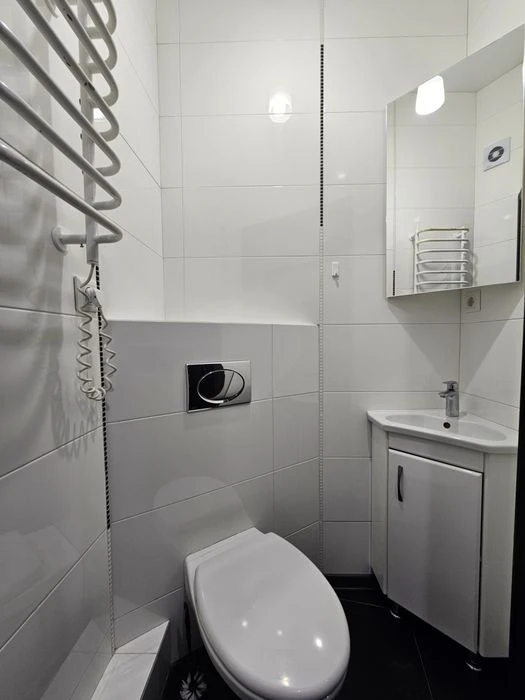 For sale 3-room apartment with renovation in the clubhouse, N st.