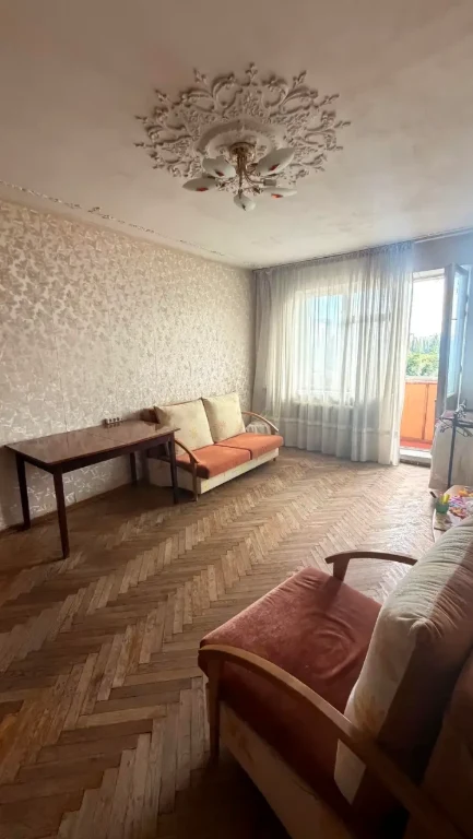 Apartment for sale 2-room. 51.8 m² 6/9 floor.