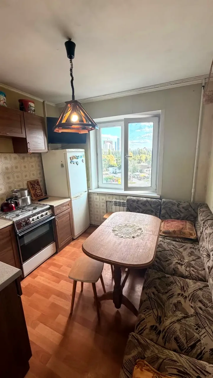 Apartment for sale 2-room. 51.8 m² 6/9 floor.