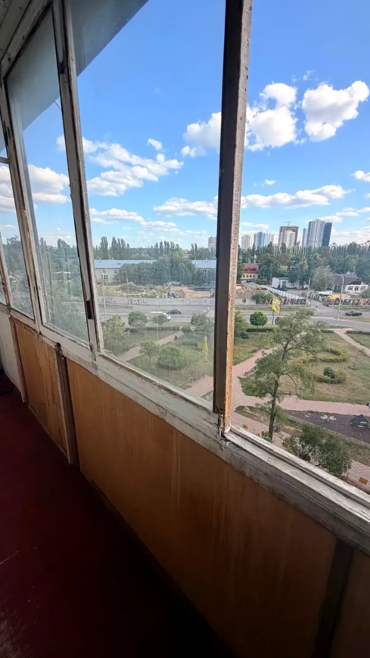 Apartment for sale 2-room. 51.8 m² 6/9 floor.