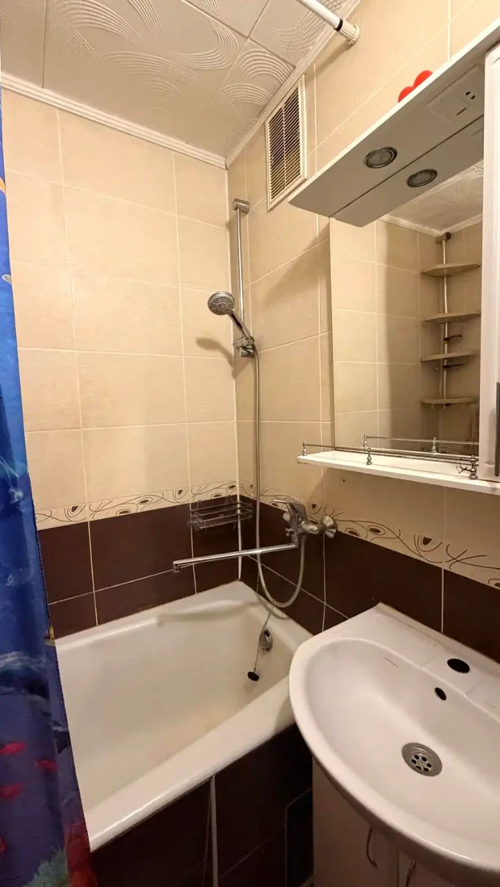 Apartment for sale 2-room. 51.8 m² 6/9 floor.
