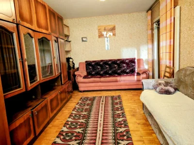 Apartment. Kyiv, Holosiivska St.