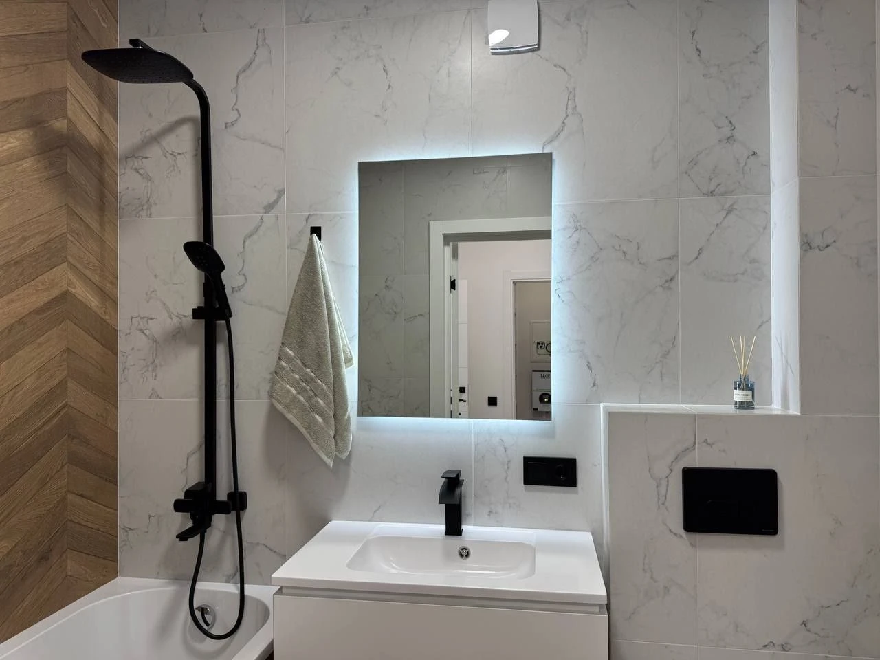 Apartment with designer renovation - fully ready