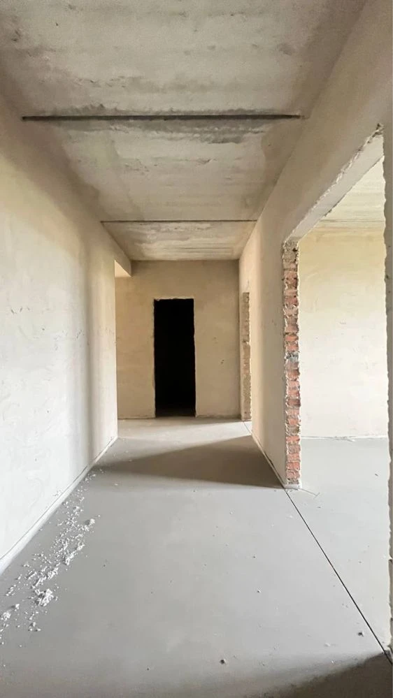 Minimal Documentation, Lowest Price for a 3-room Apartment, Developed Area