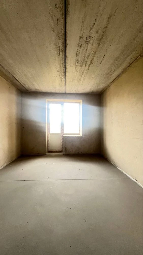 Minimal Documentation, Lowest Price for a 3-room Apartment, Developed Area