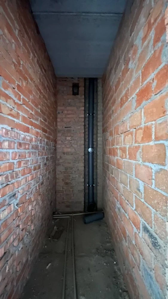 Minimal Documentation, Lowest Price for a 3-room Apartment, Developed Area