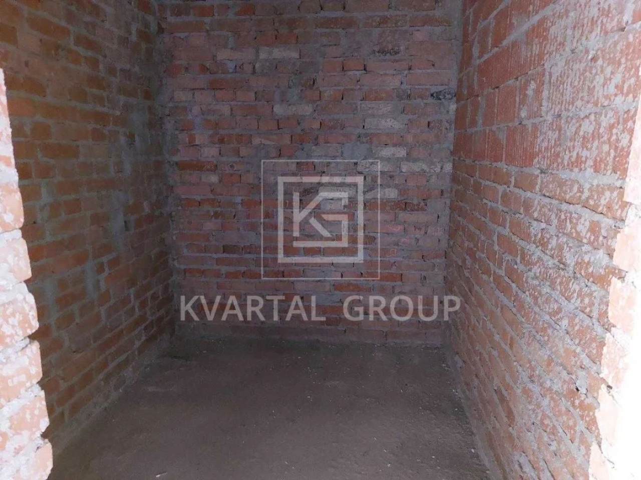 Two-sided 2-room apartment with balcony in a TOP location in Bucha! Sale