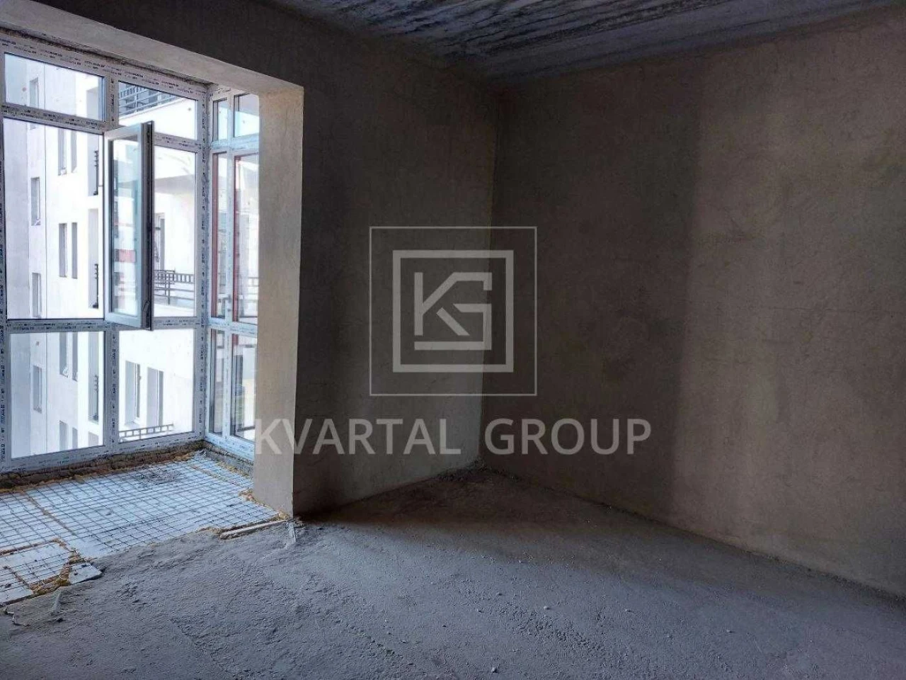 Two-sided 2-room apartment with balcony in a TOP location in Bucha! Sale