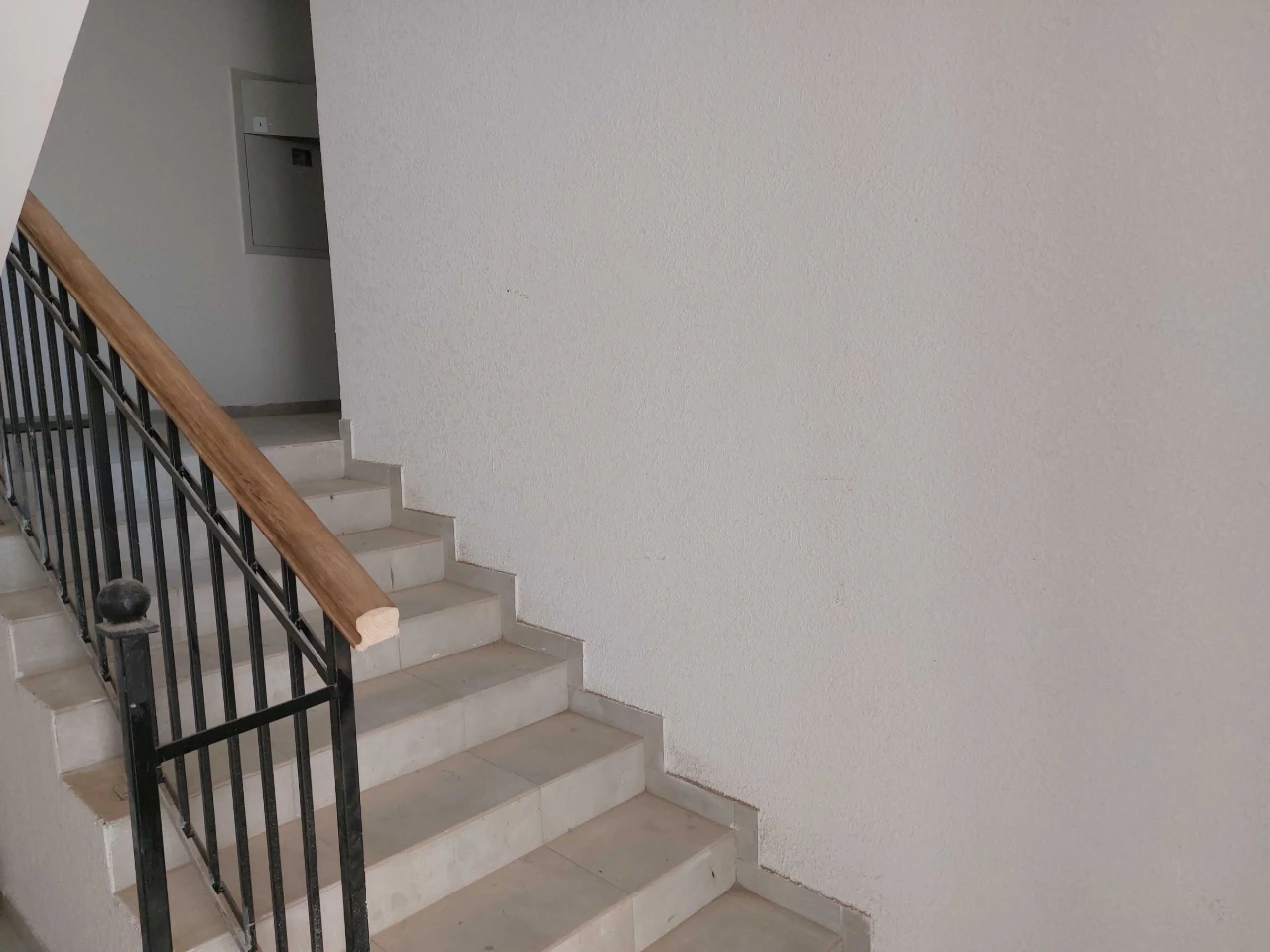Two-sided 2-room apartment with balcony in a TOP location in Bucha! Sale