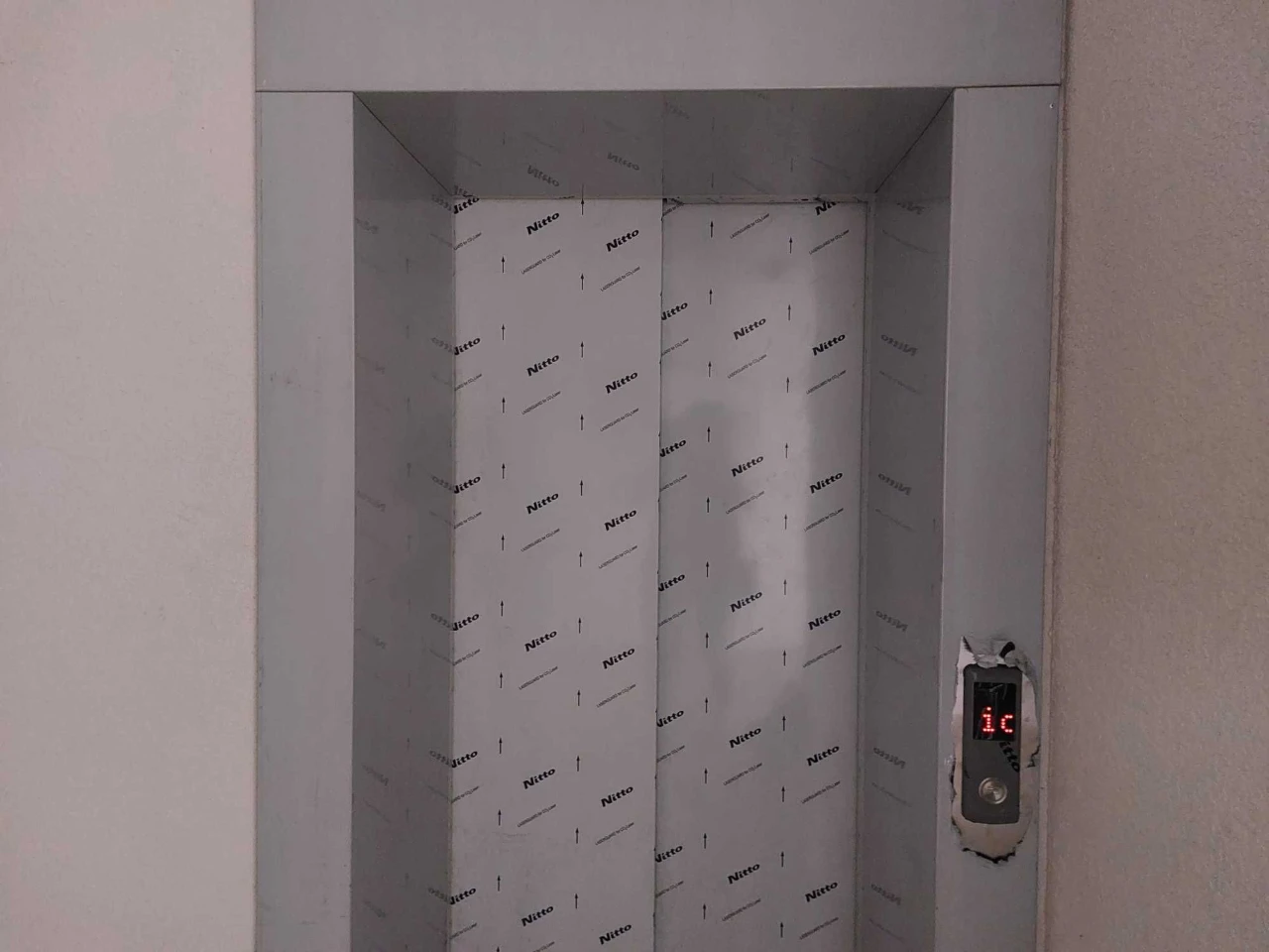 Two-sided 2-room apartment with balcony in a TOP location in Bucha! Sale