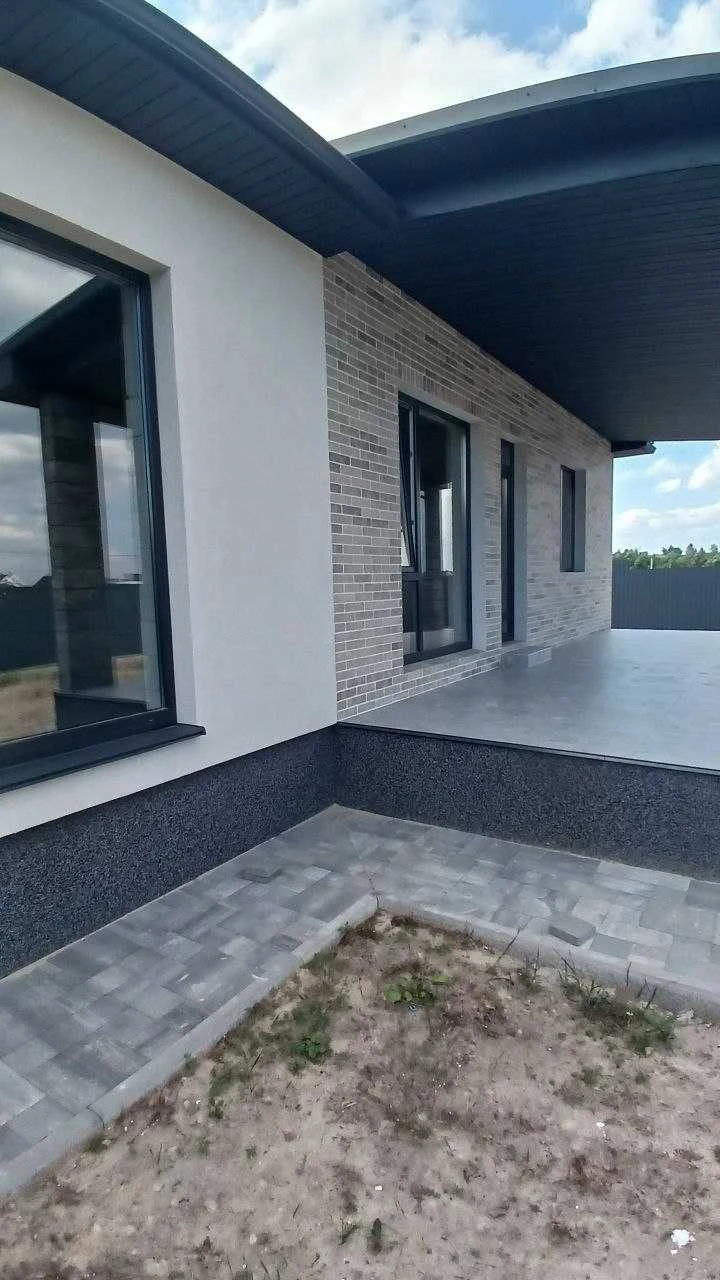Modern functional one-story house in Leshy Buch