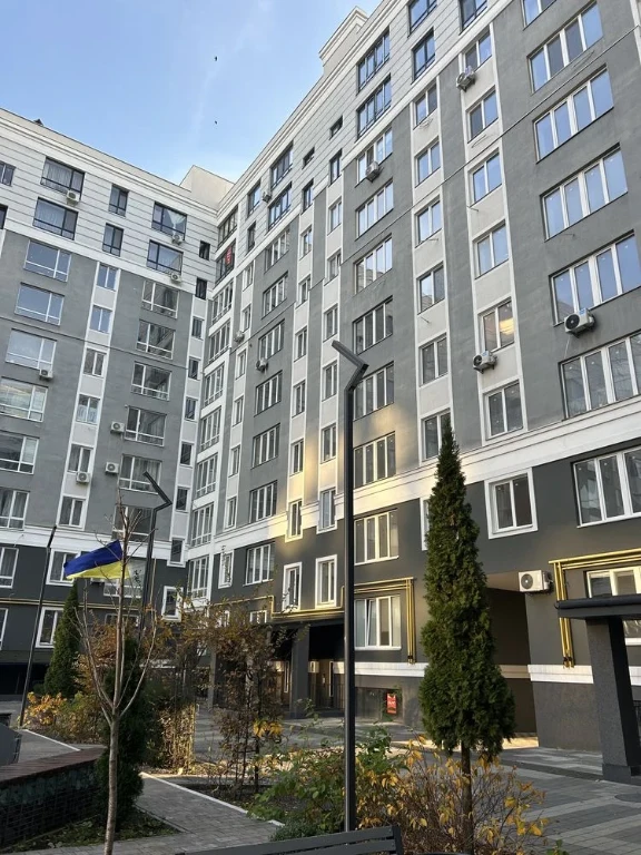 Apartment with balcony in Buchi! Brick House! Gas Heating