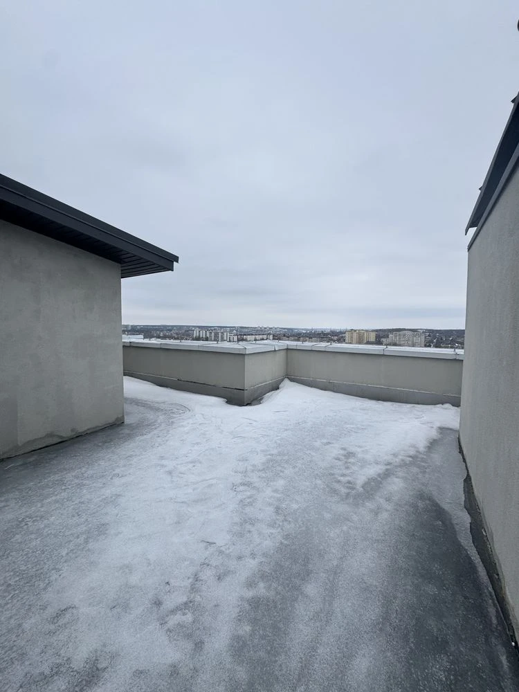 One-bedroom apartment with terrace near school