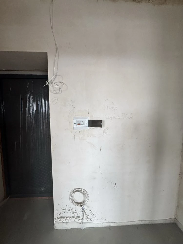 One-bedroom apartment with terrace near school