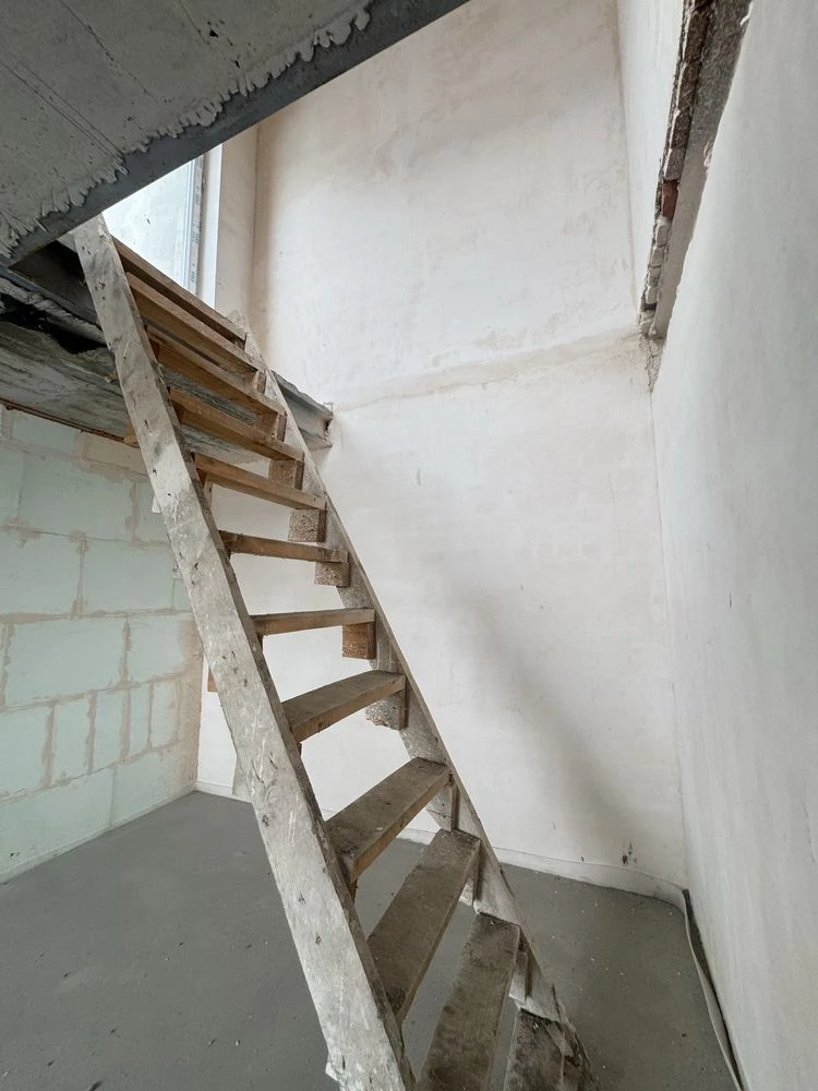 One-bedroom apartment with terrace near school