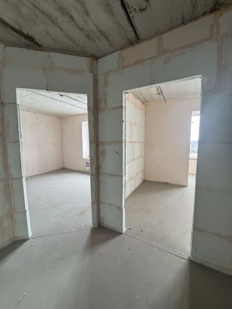 One-bedroom apartment with terrace near school