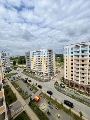 Spacious 2-3 room apartment with a studio kitchen of 27 sq m! Fully equipped!