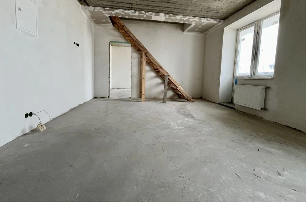Spacious 2-3 room apartment with a studio kitchen of 27 sq m! Fully equipped!