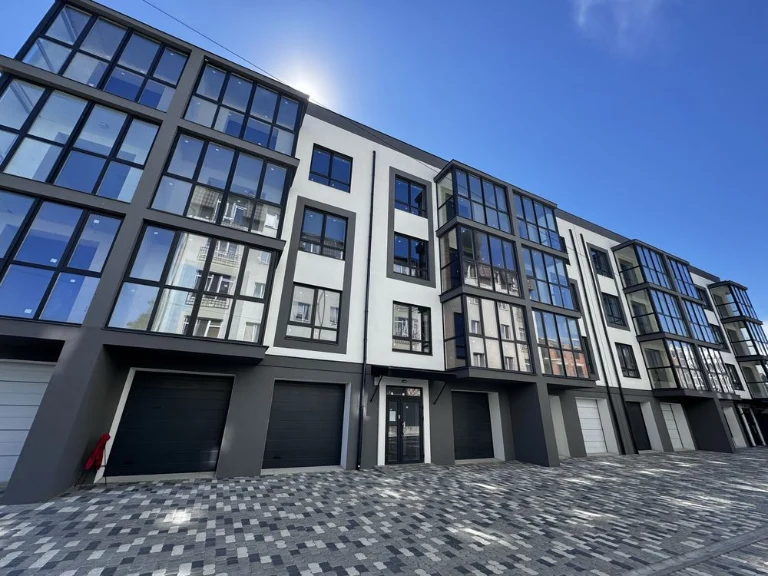 No commission! Apartment with a garage and a cellar