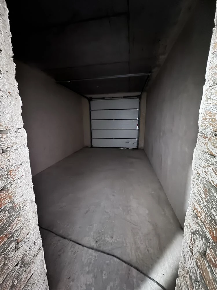 No commission! Apartment with a garage and a cellar