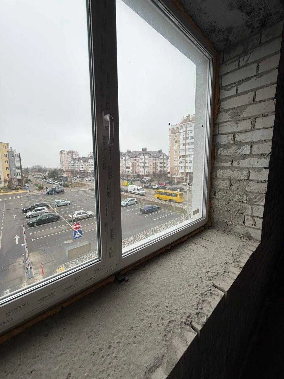 Apartment for Sale: Euro 3, 66 sq m, єОселя 3% and 7%