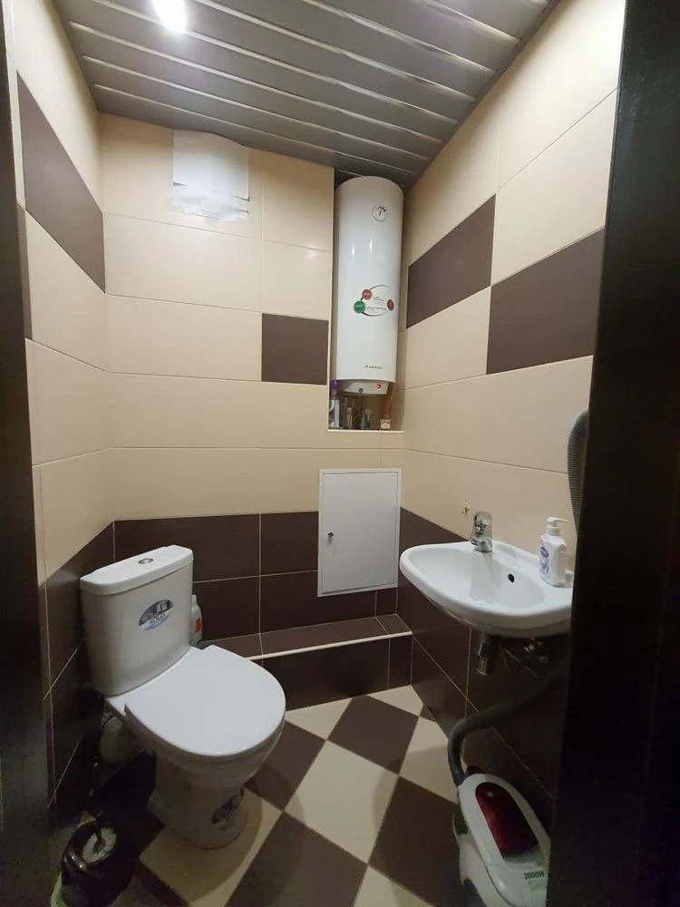 Spacious 2-bedroom apartment 66.6 sq m in Bucha with renovation and furniture