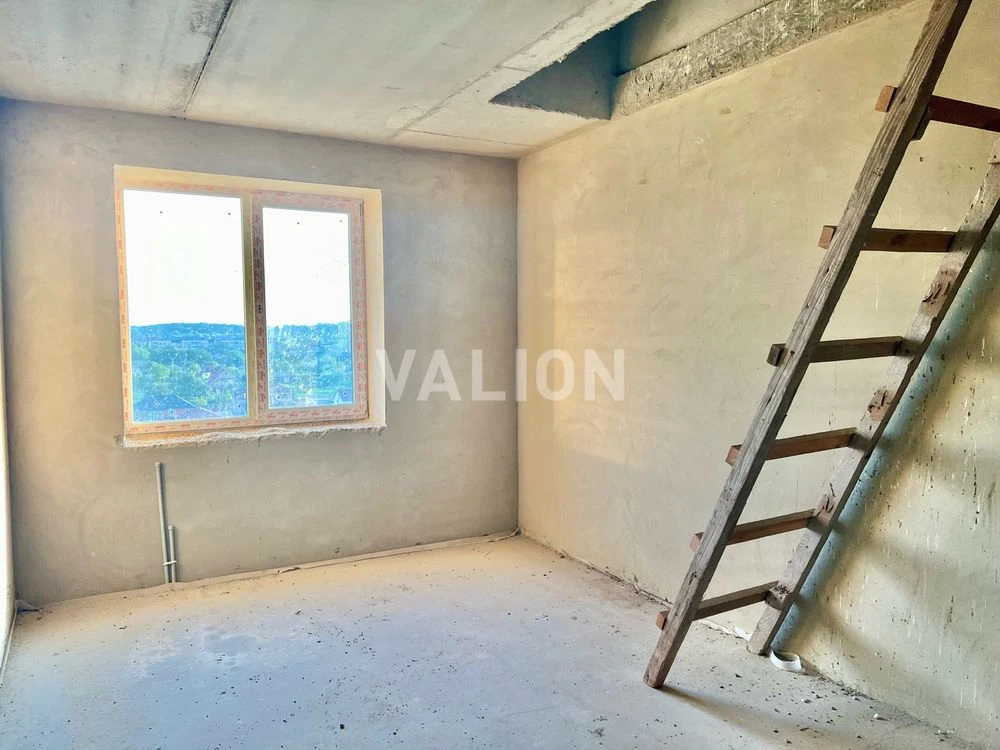 Re-sale! Sale of a large 2-room apartment in the "Sunny Home" residential complex