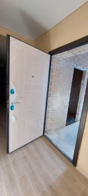 Квартира-студія в готовом доме. Можно на ремонт!