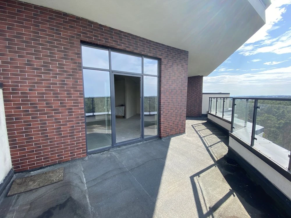 Apartment with Terrace! Huge Three-Room Apartment! Minimum Taxes!