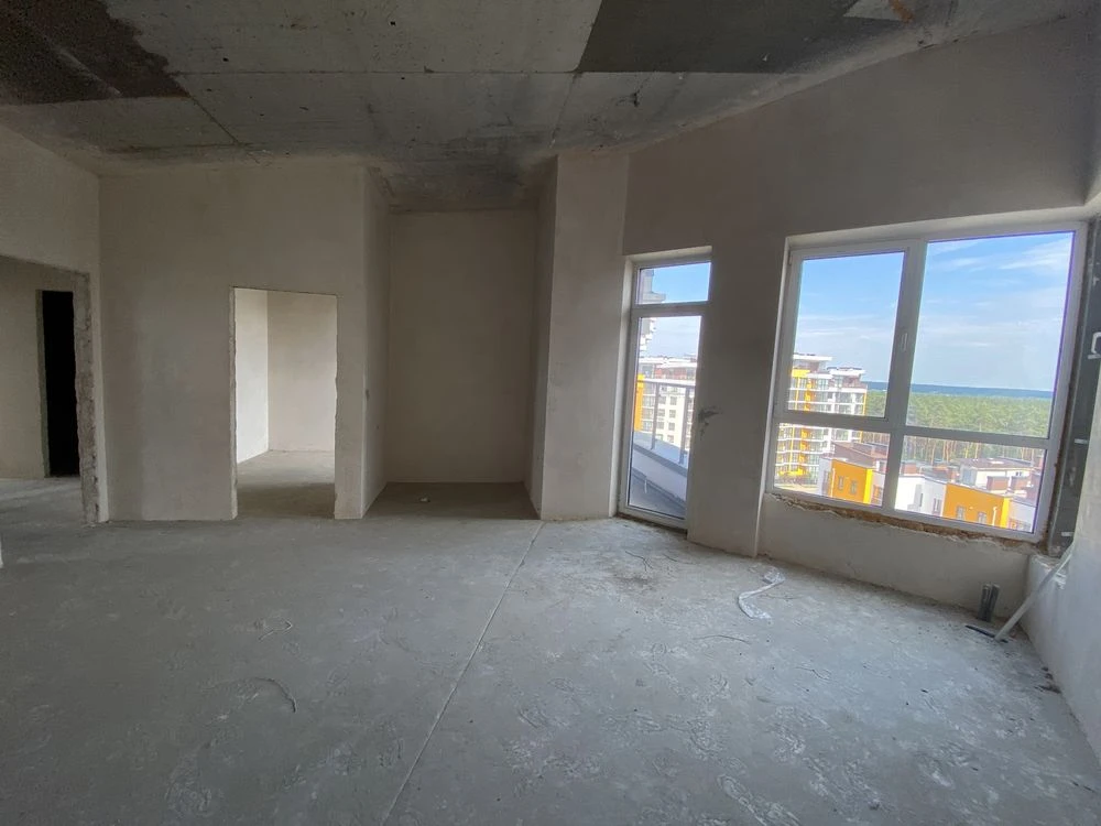 Apartment with Terrace! Huge Three-Room Apartment! Minimum Taxes!