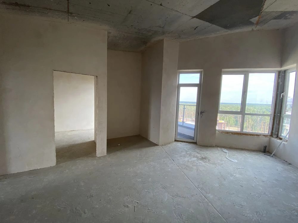 Apartment with Terrace! Huge Three-Room Apartment! Minimum Taxes!