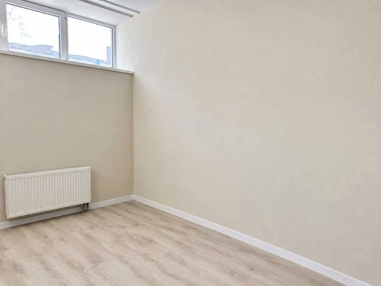 2-room apartment with new renovation, 2% registration fee