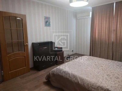Просторная 2-комнатная квартира 80 м2 с ремонтом и мебелью в Буче