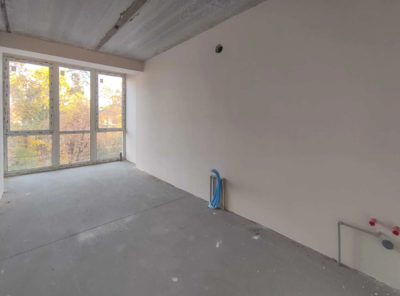2-Bedroom Apartment at a Great Price and Minimal Fees. 4