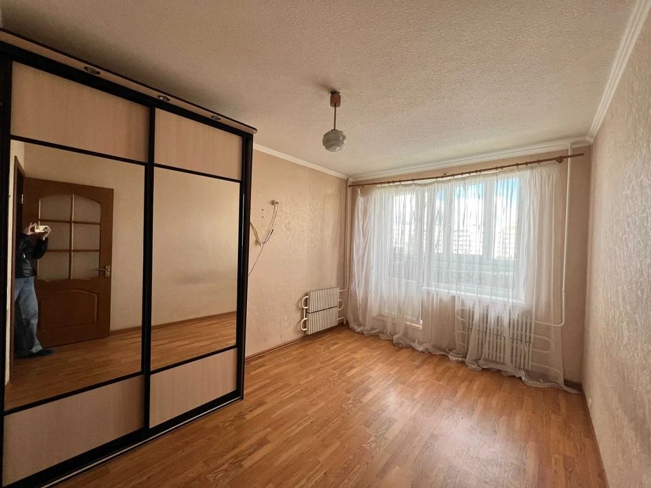 Продам 3х комнатную квартиру 602 м-р.