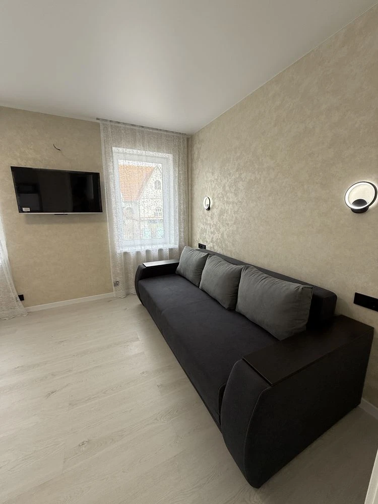 Продам 1-кімнатну квартиру | 30 м² | новий ремонт | меблі та техніка
